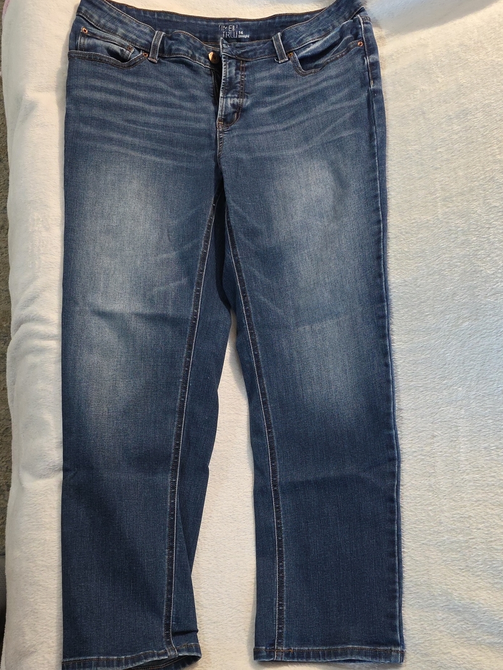 Time and Tru Women's Straight Leg Jeans in Medium Blue Wash